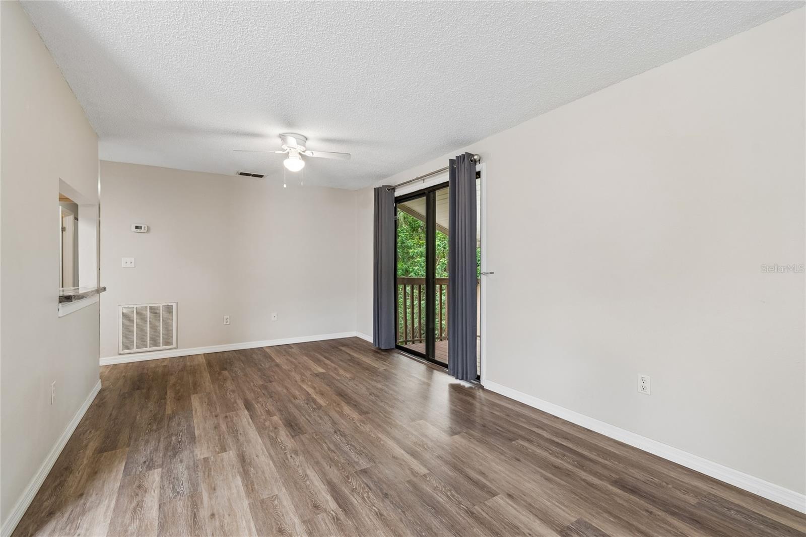 133 Sabal Ct #g Property Photo 14