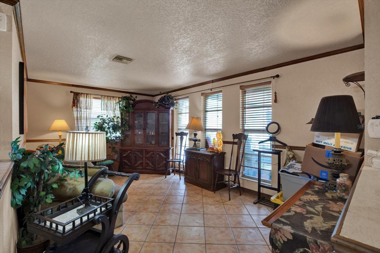 12030 106th Ct Property Photo 3