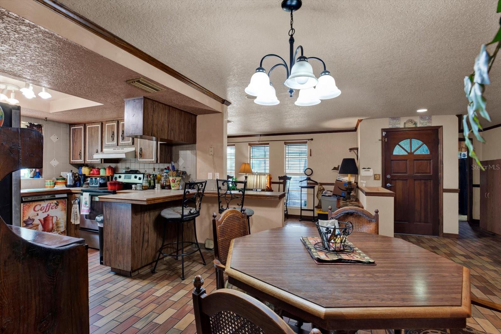 12030 106th Ct Property Photo 4