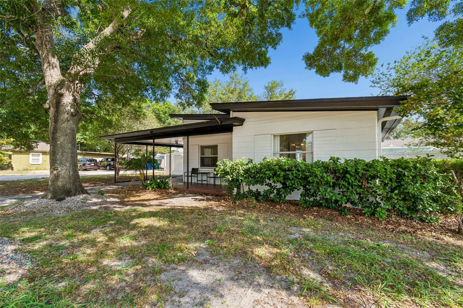 4602 W Bay Villa Ave Property Photo 1