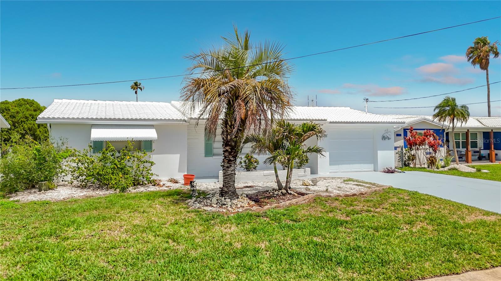 12524 5th Isle Property Photo 1