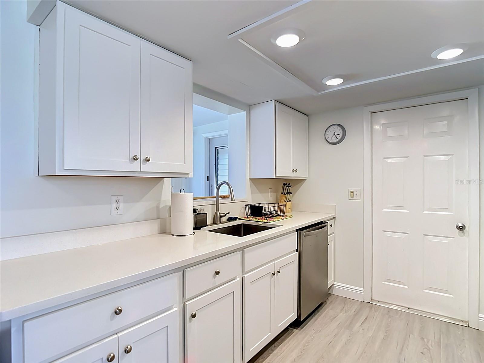 12524 5th Isle Property Photo 14