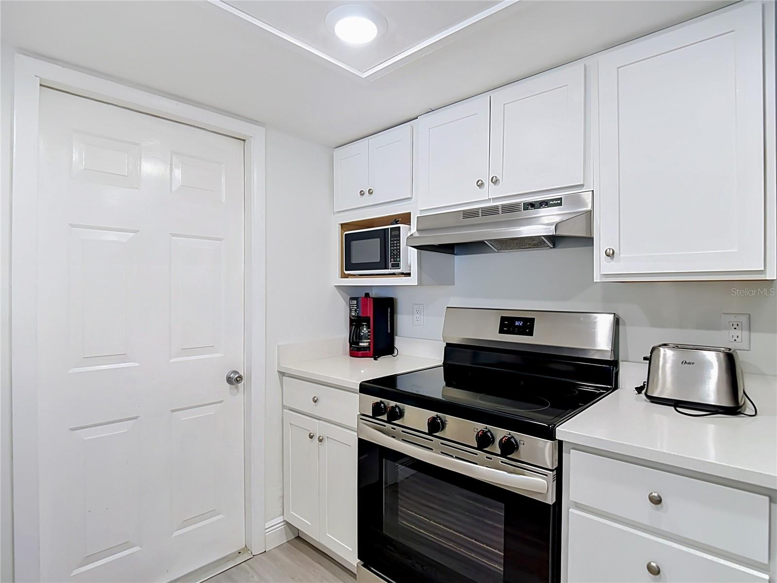 12524 5th Isle Property Photo 16