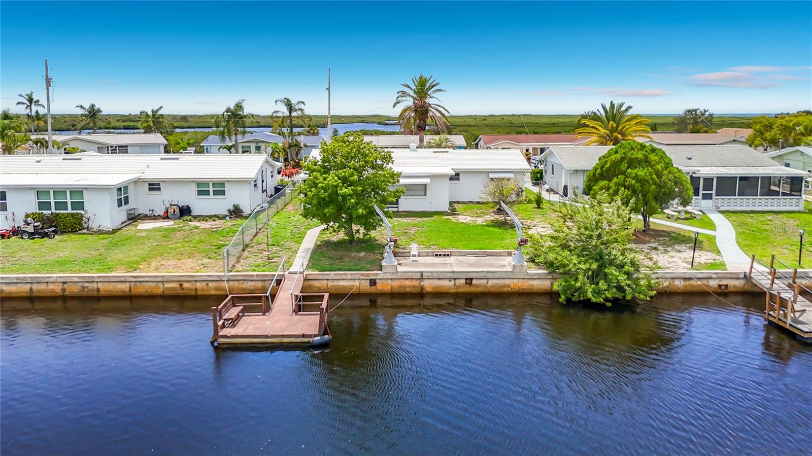 12524 5th Isle Property Photo 32