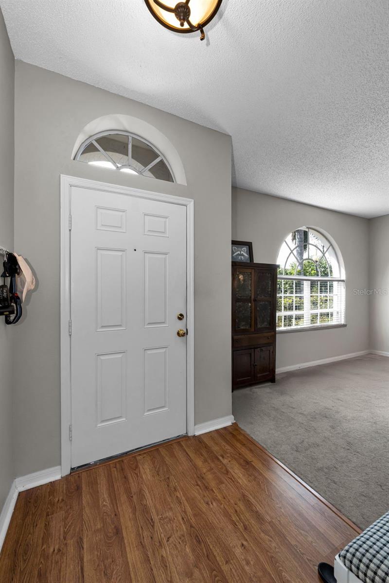 1821 Alvara Pl Property Photo 4