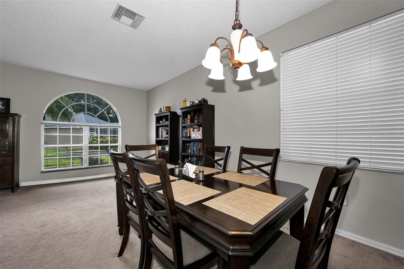 1821 Alvara Pl Property Photo 9