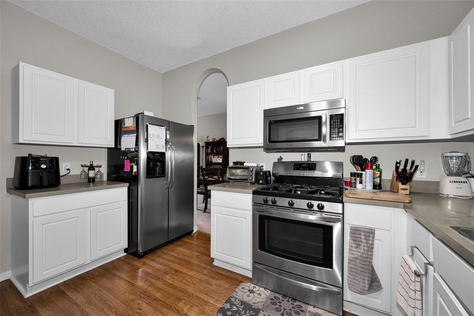 1821 Alvara Pl Property Photo 22