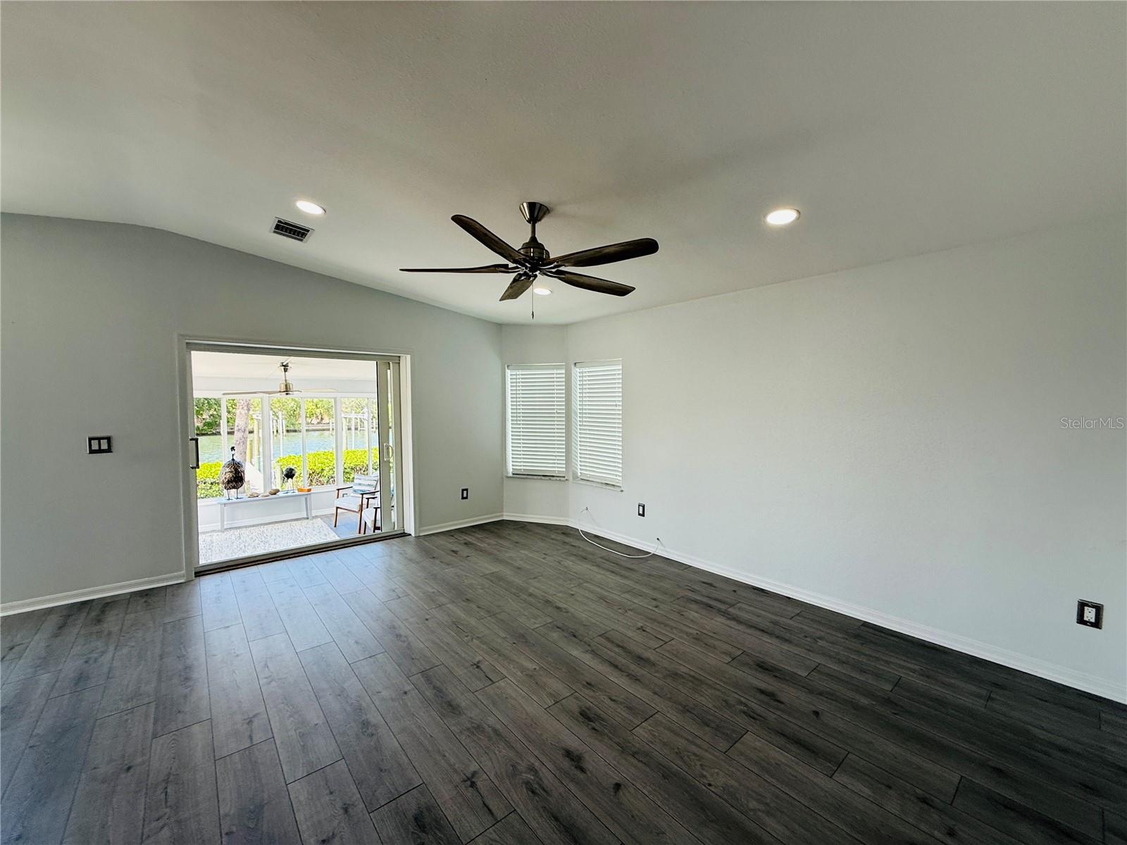 4851 W Gandy Blvd #5c Property Photo 17