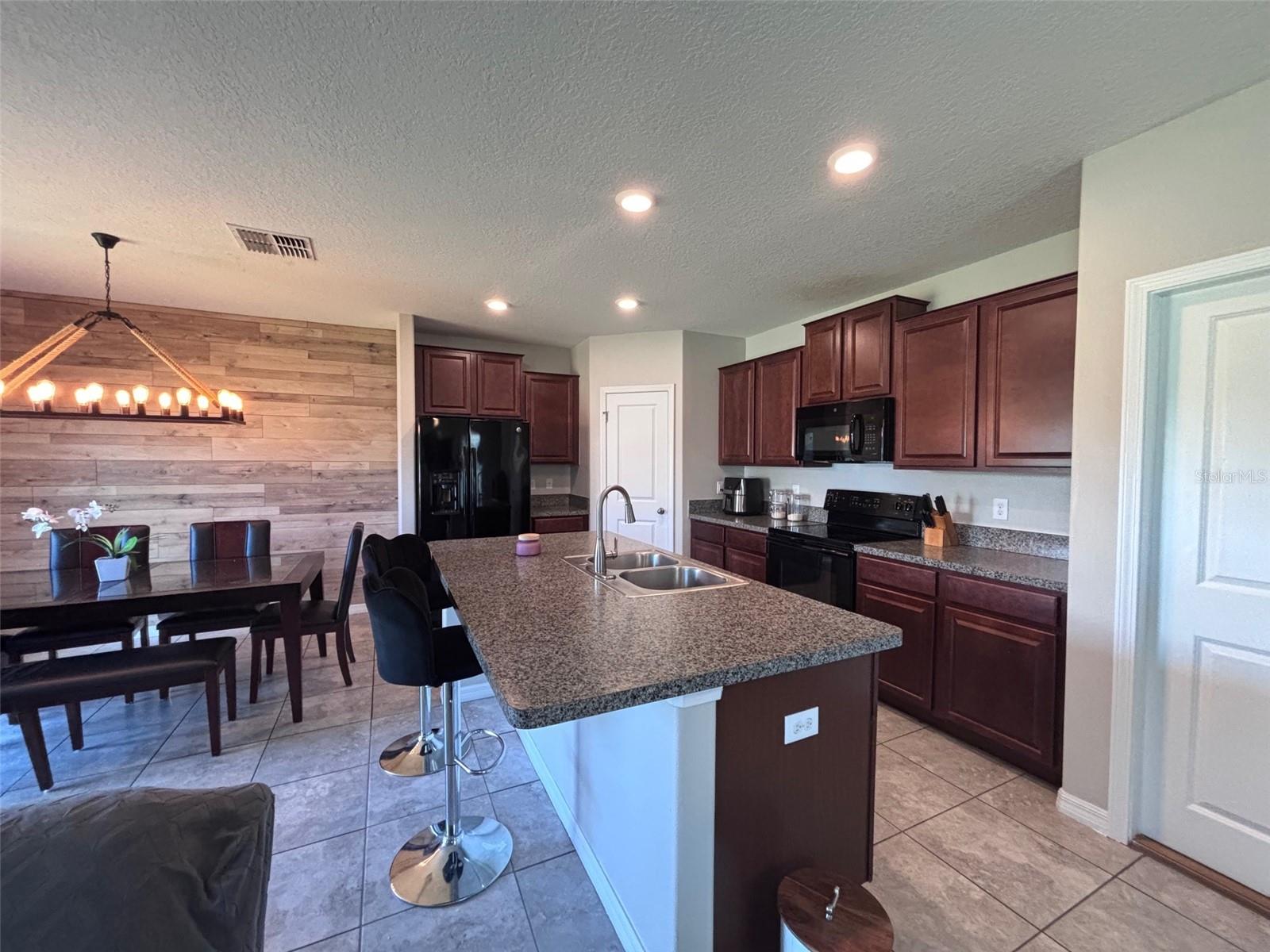 405 Serenity Mill Loop Property Photo 10