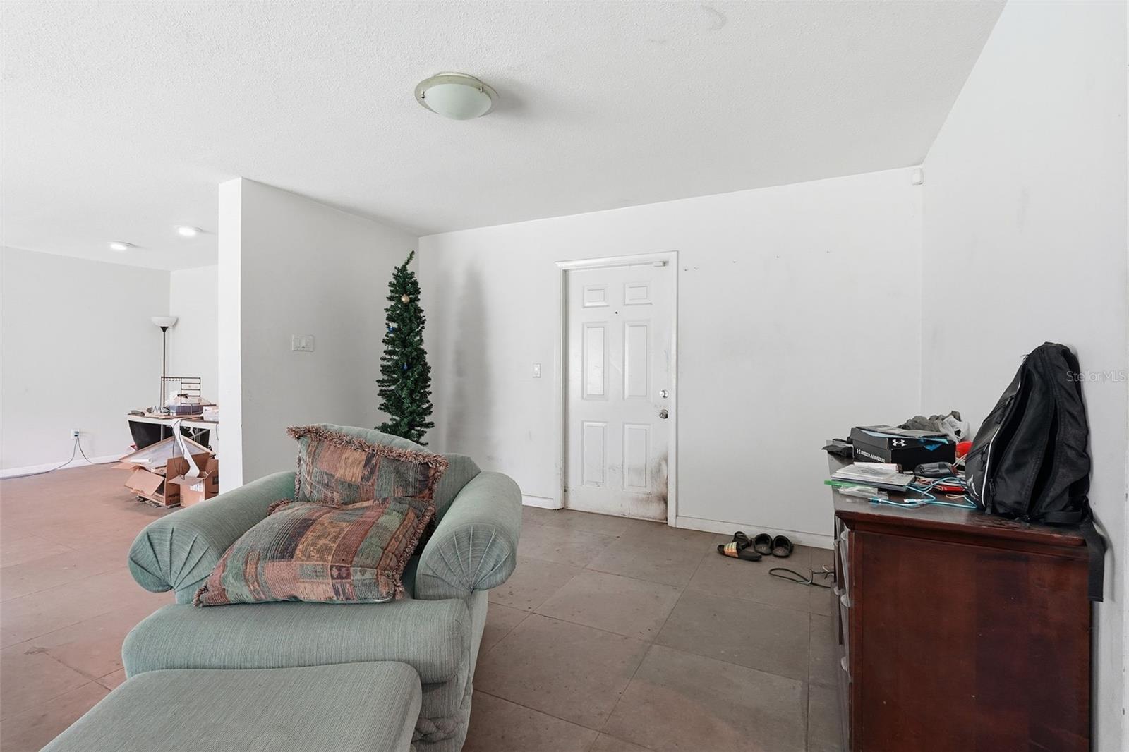 832 S Parsons Ave Property Photo 6