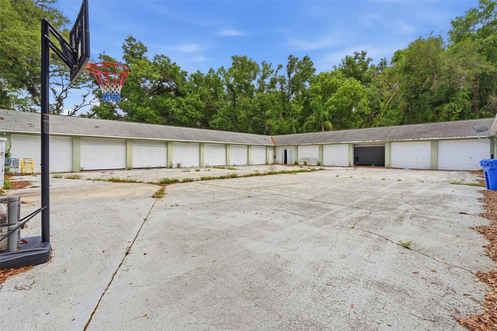 832 S Parsons Ave Property Photo 48