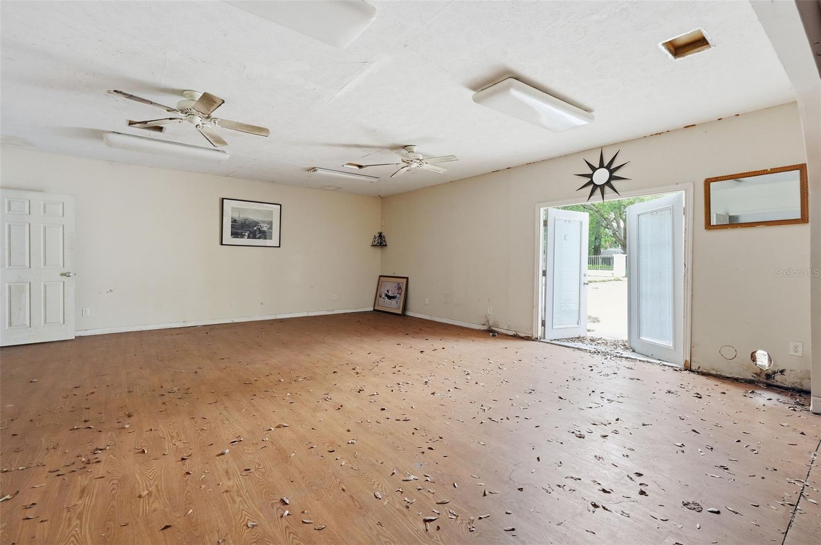 832 S Parsons Ave Property Photo 53