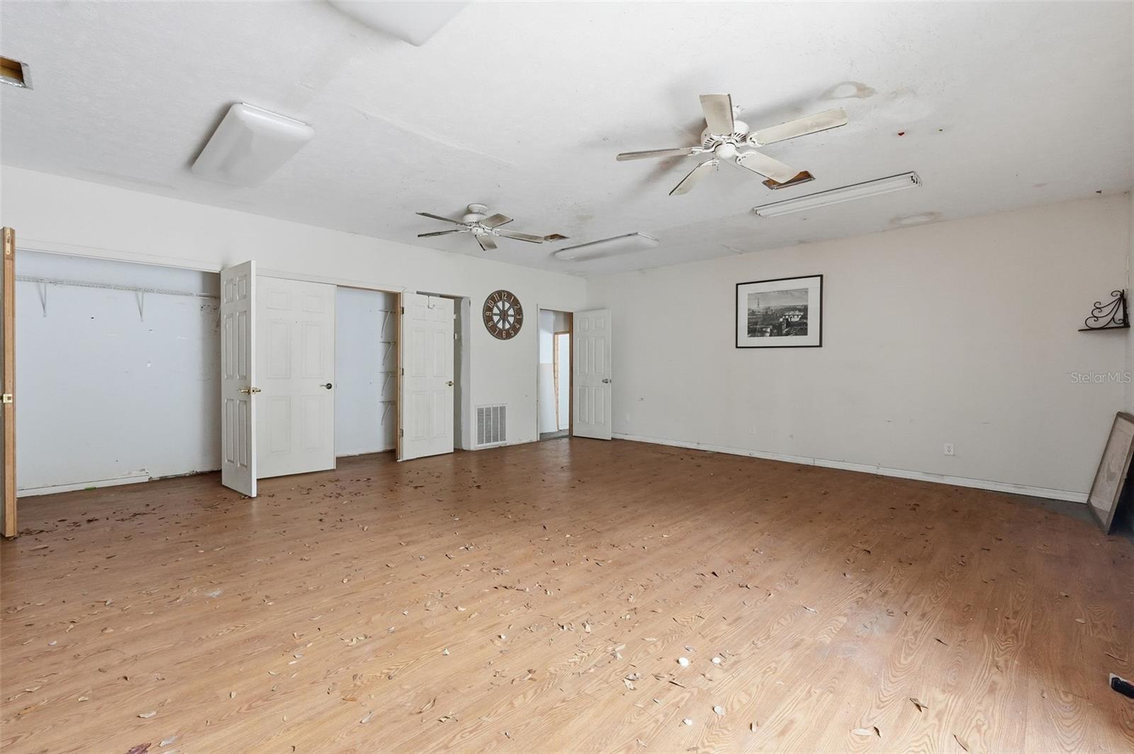 832 S Parsons Ave Property Photo 54