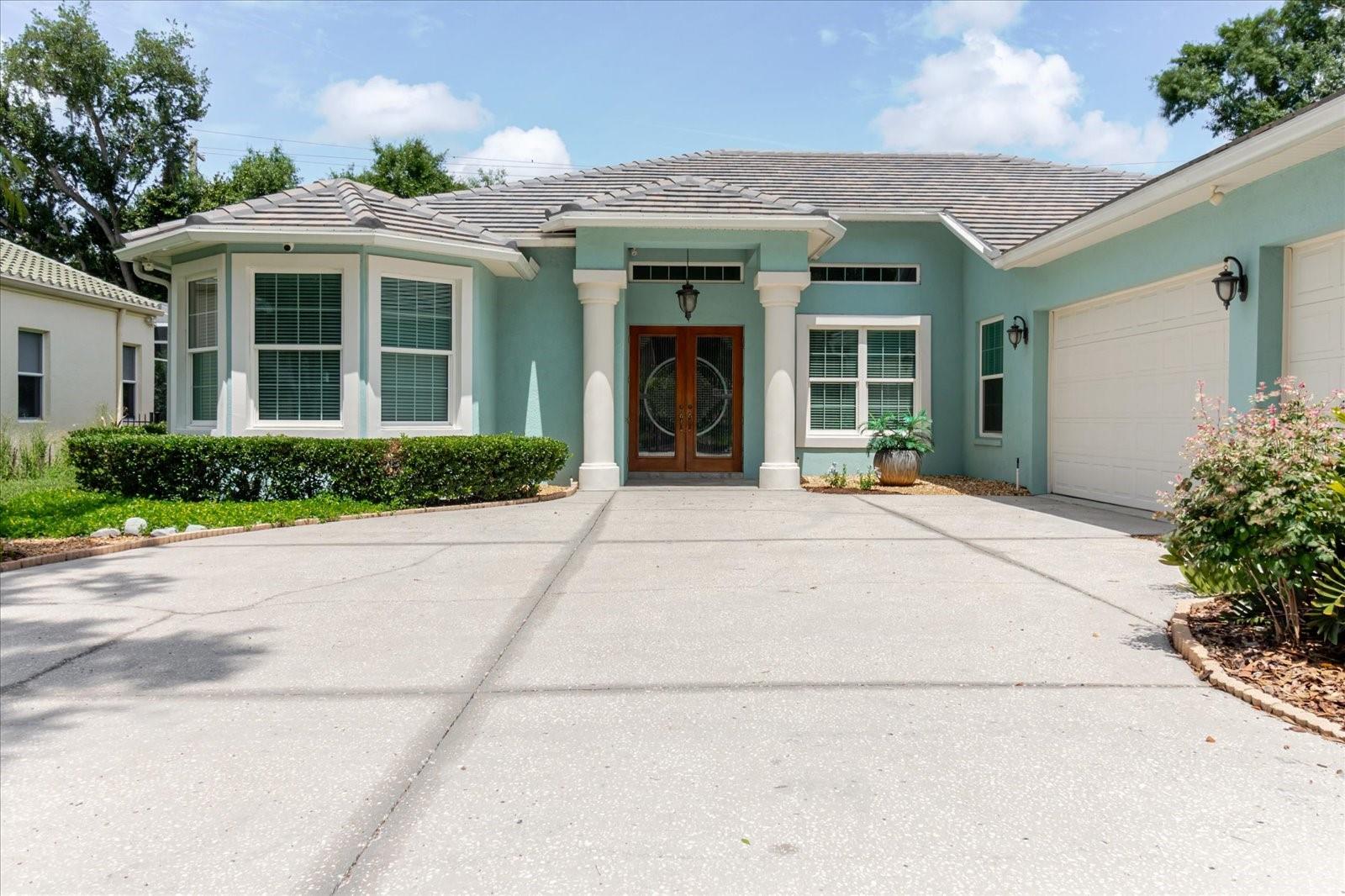 13510 Westshire Dr Property Photo 8
