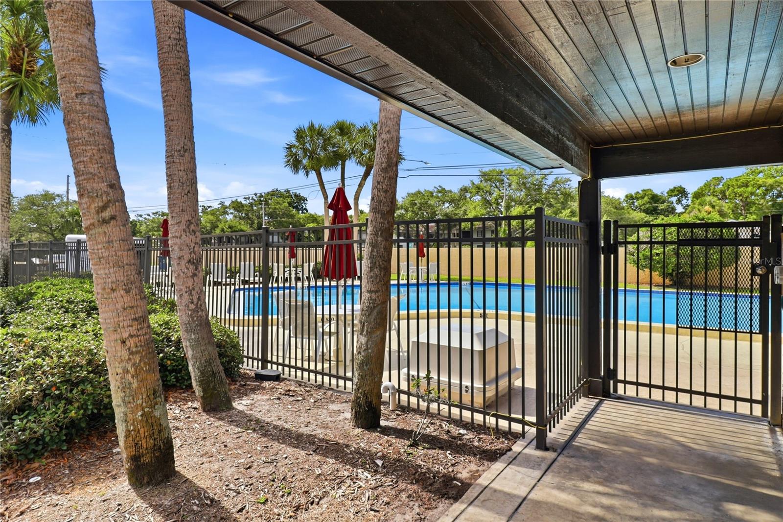 2685 Sabal Springs Cir #105 Property Photo 22