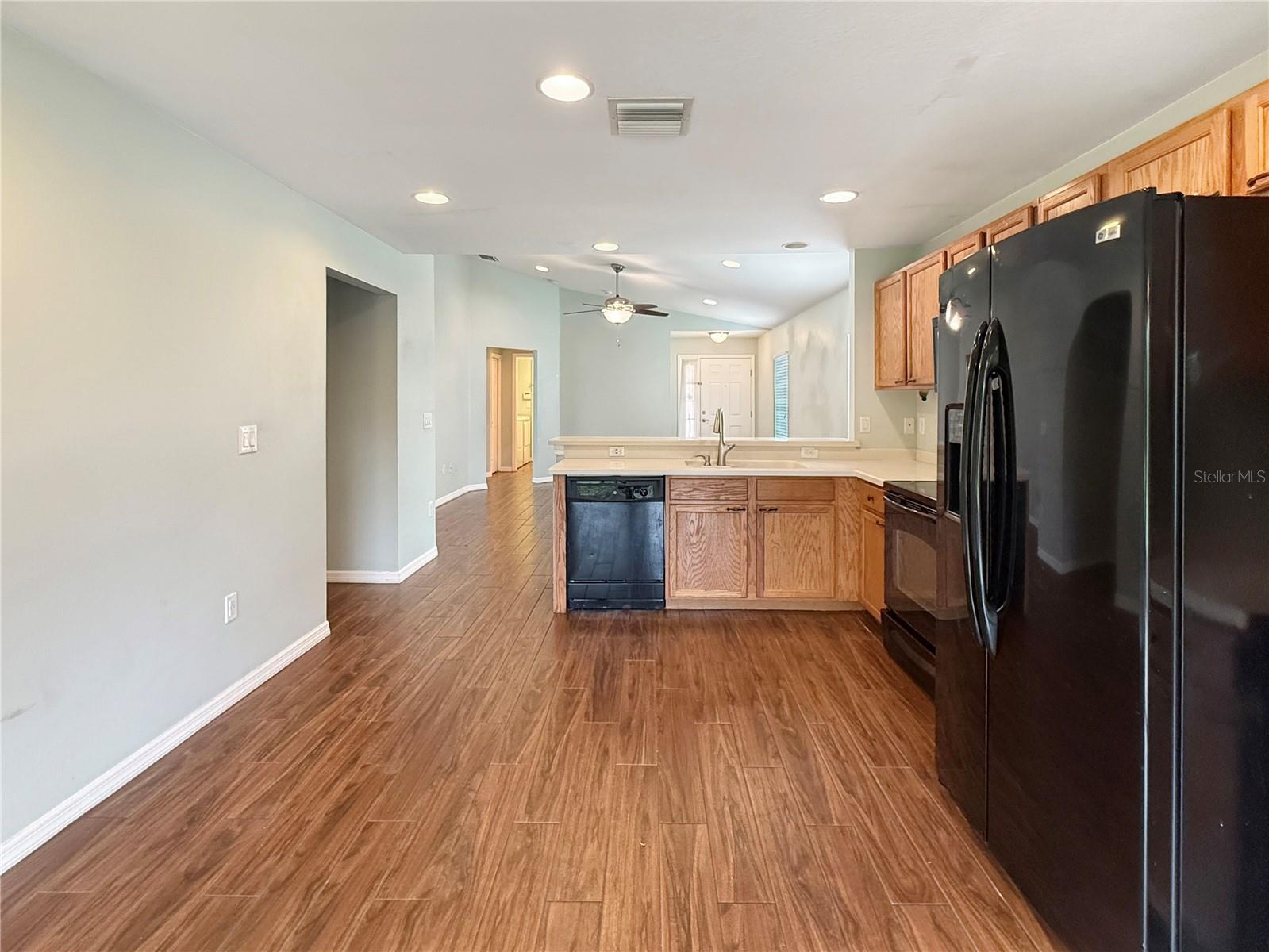 7115 Forest Mere Dr Property Photo 8