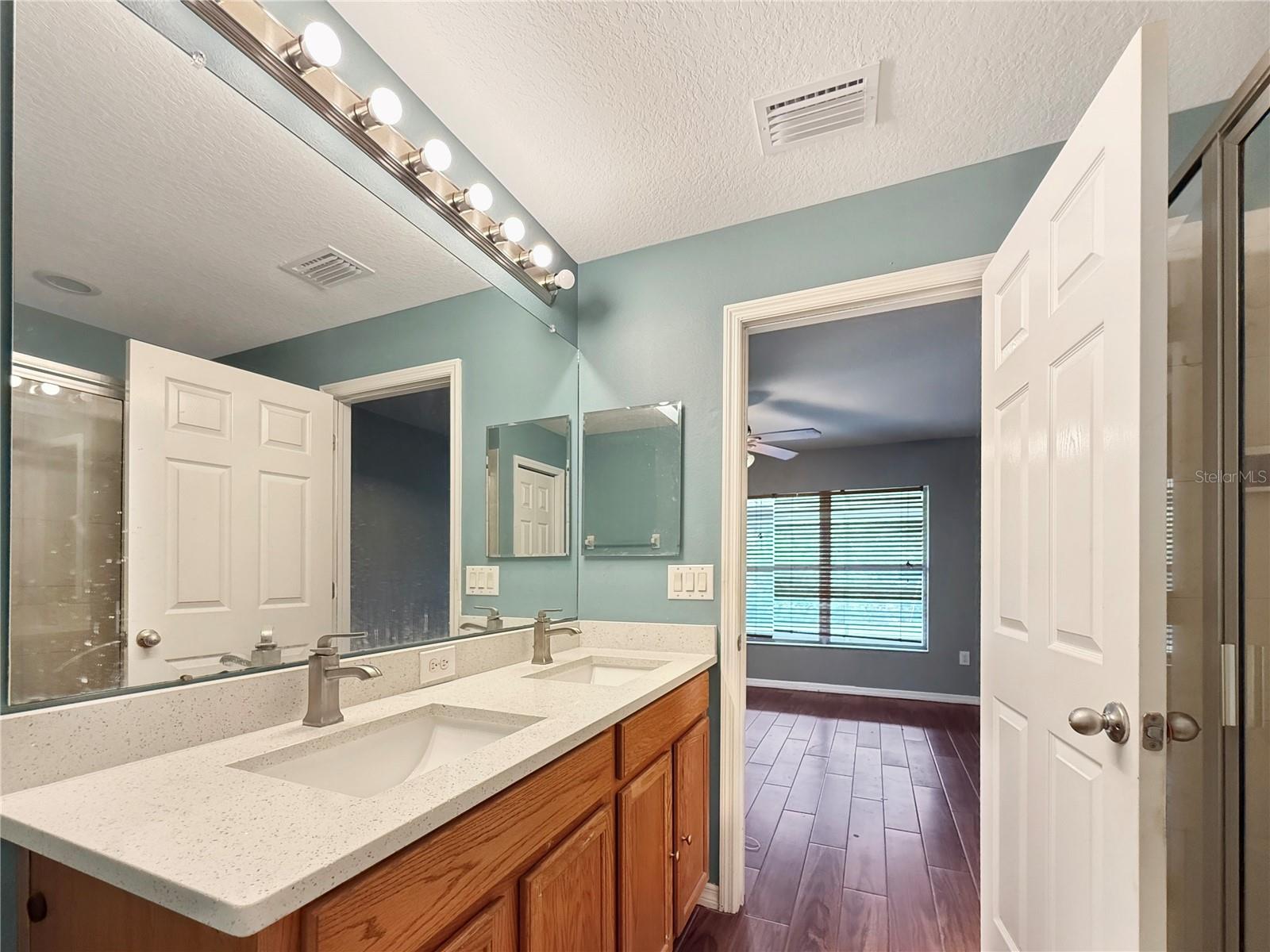 7115 Forest Mere Dr Property Photo 14
