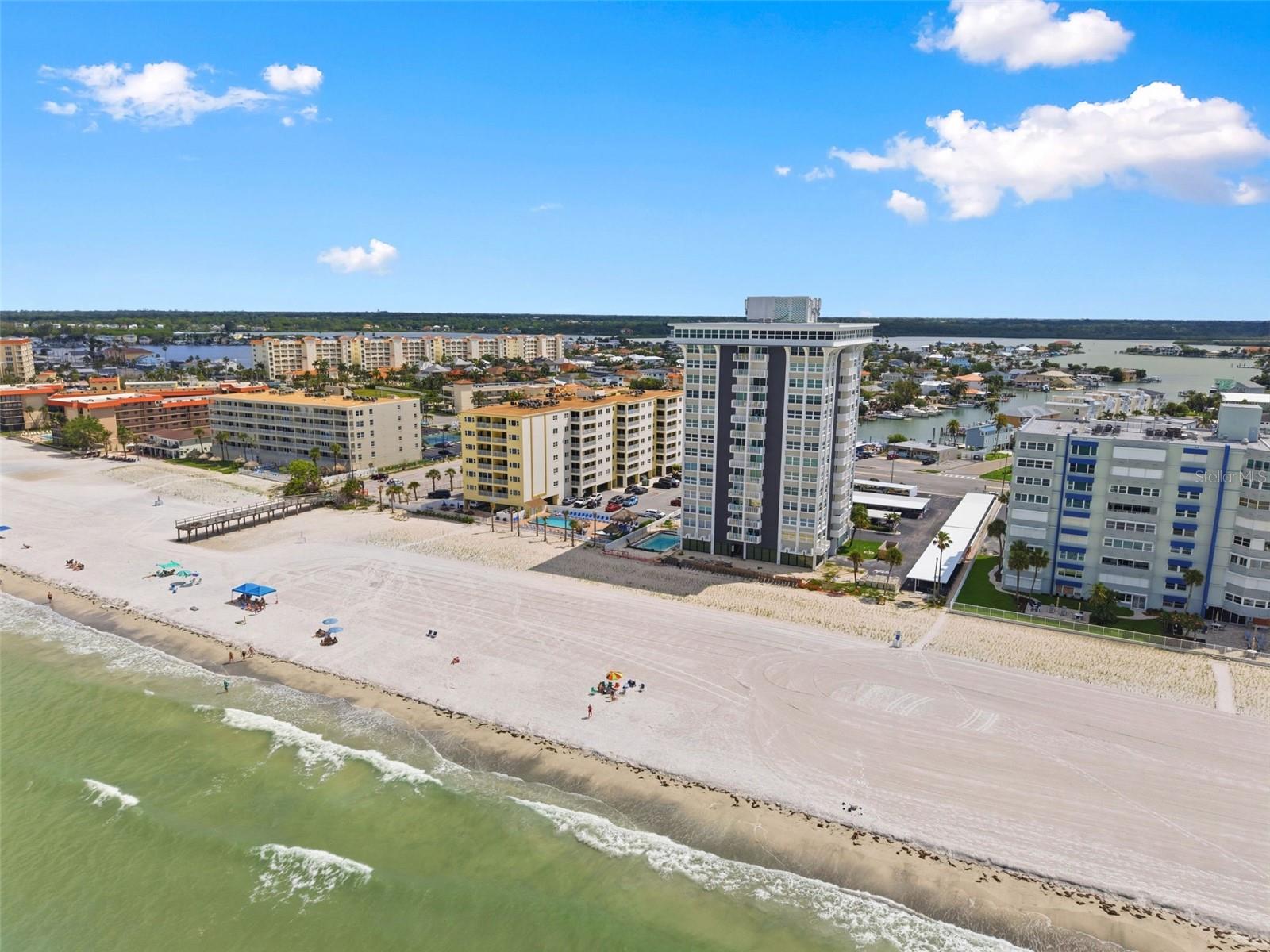 17408 Gulf Blvd #403 Property Photo 10