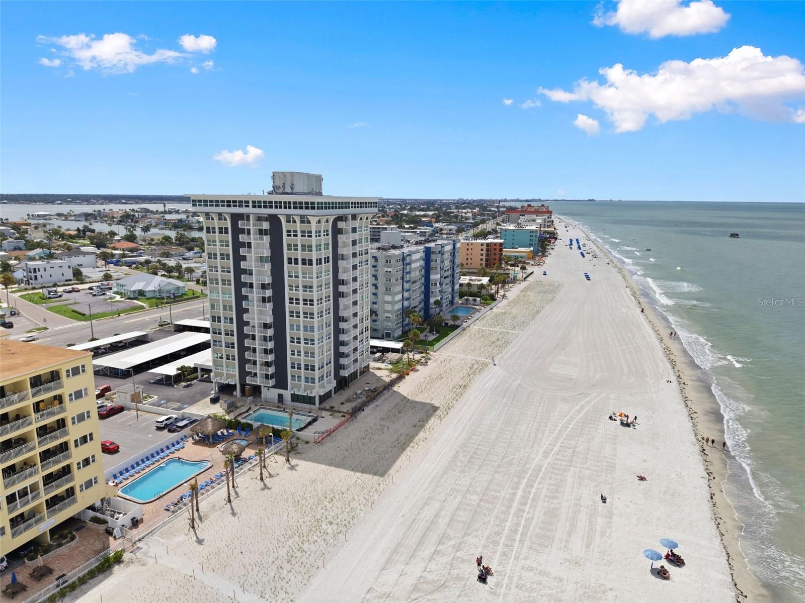 17408 Gulf Blvd #403 Property Photo 12