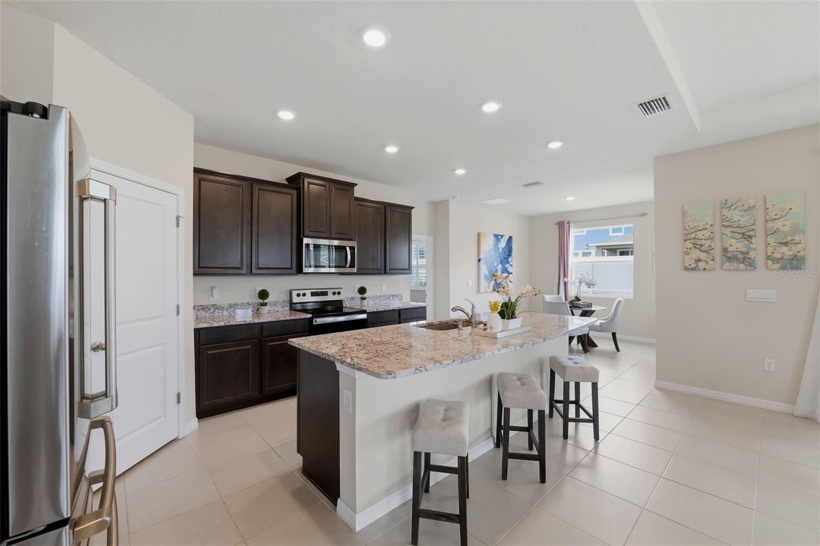 32337 Conchshell Sail St Property Photo 8