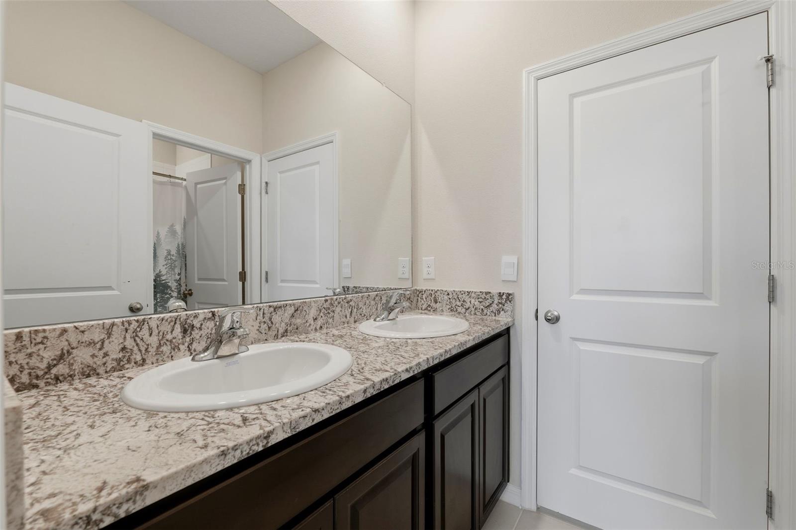 32337 Conchshell Sail St Property Photo 23