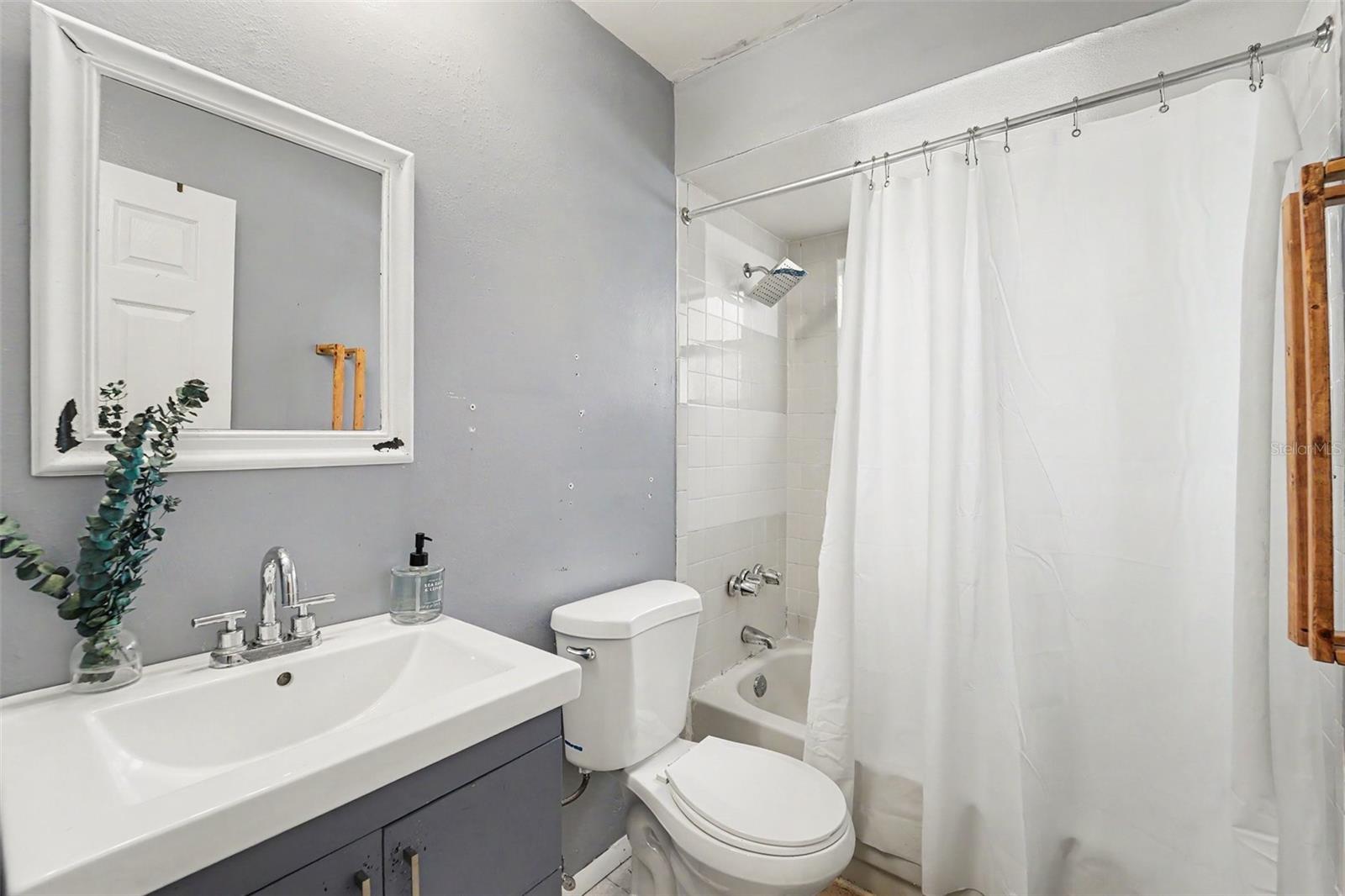 1215 Persimmon Dr Property Photo 26