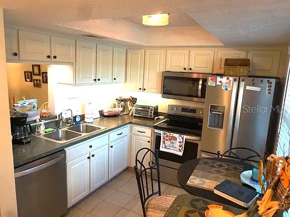 841 Patricia Ave #206 Property Photo 3