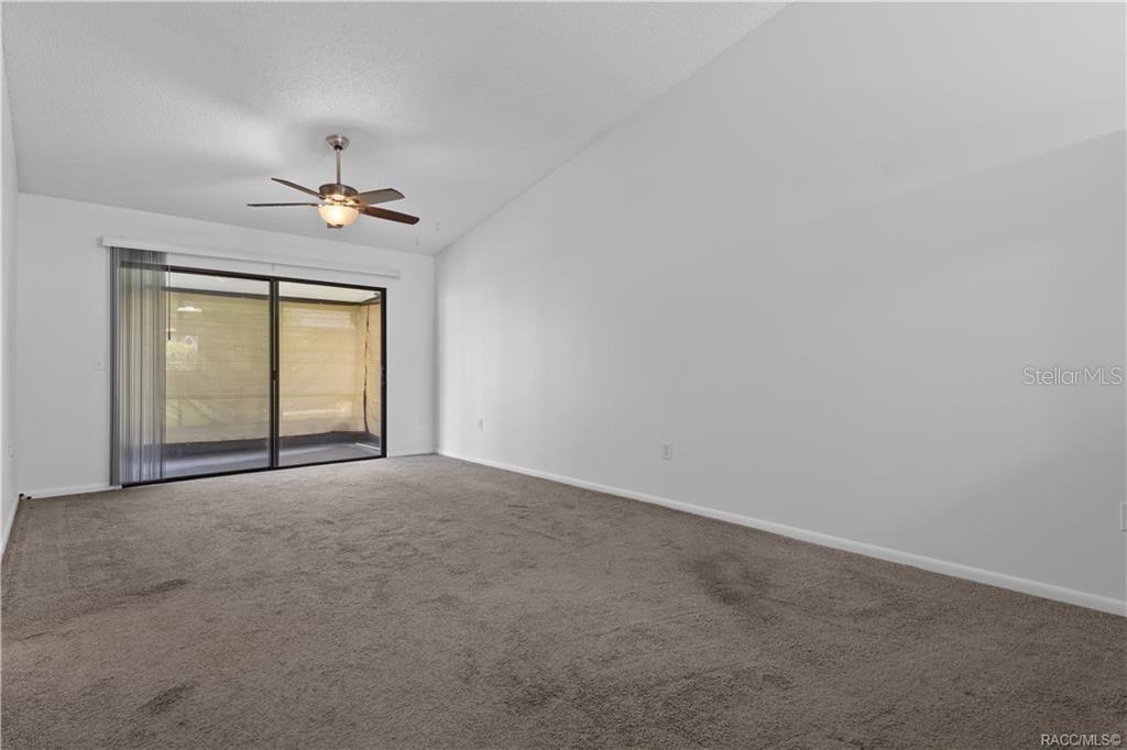 1304 Siesta Ter #1304 Property Photo 5