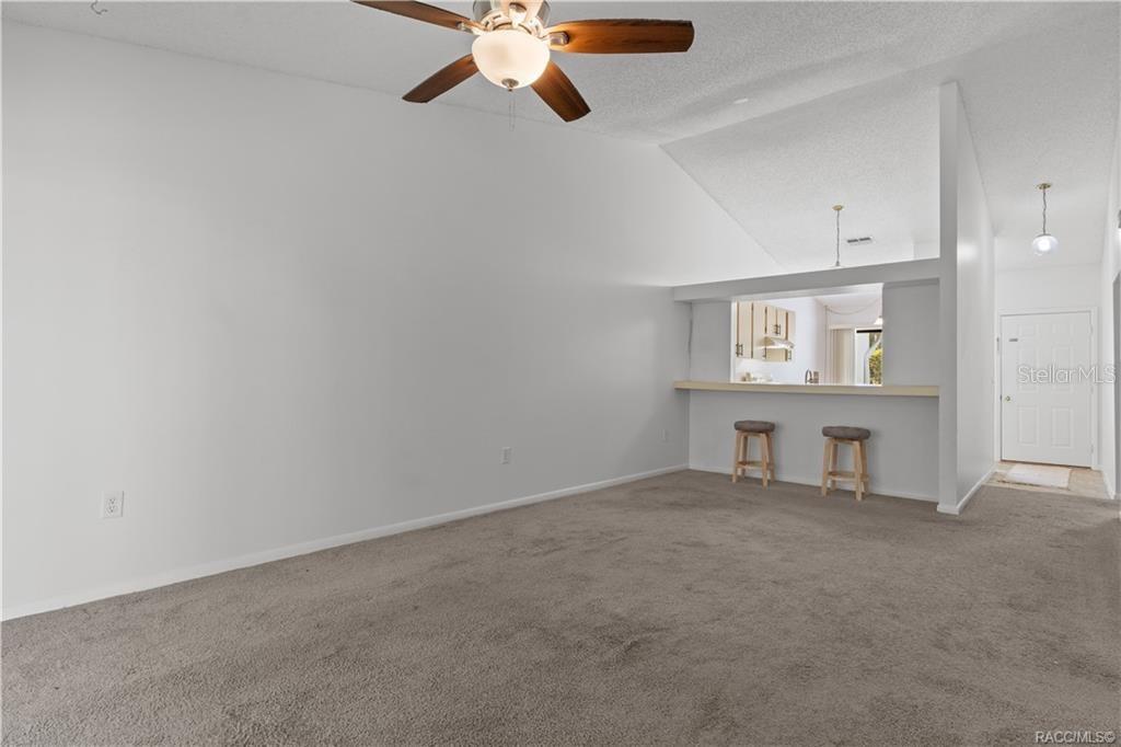 1304 Siesta Ter #1304 Property Photo 8