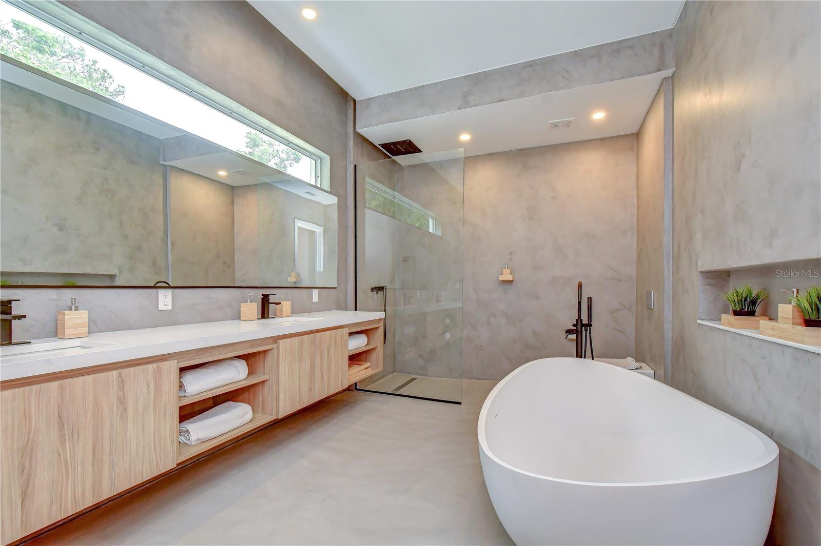 6805 New York Dr Property Photo 25