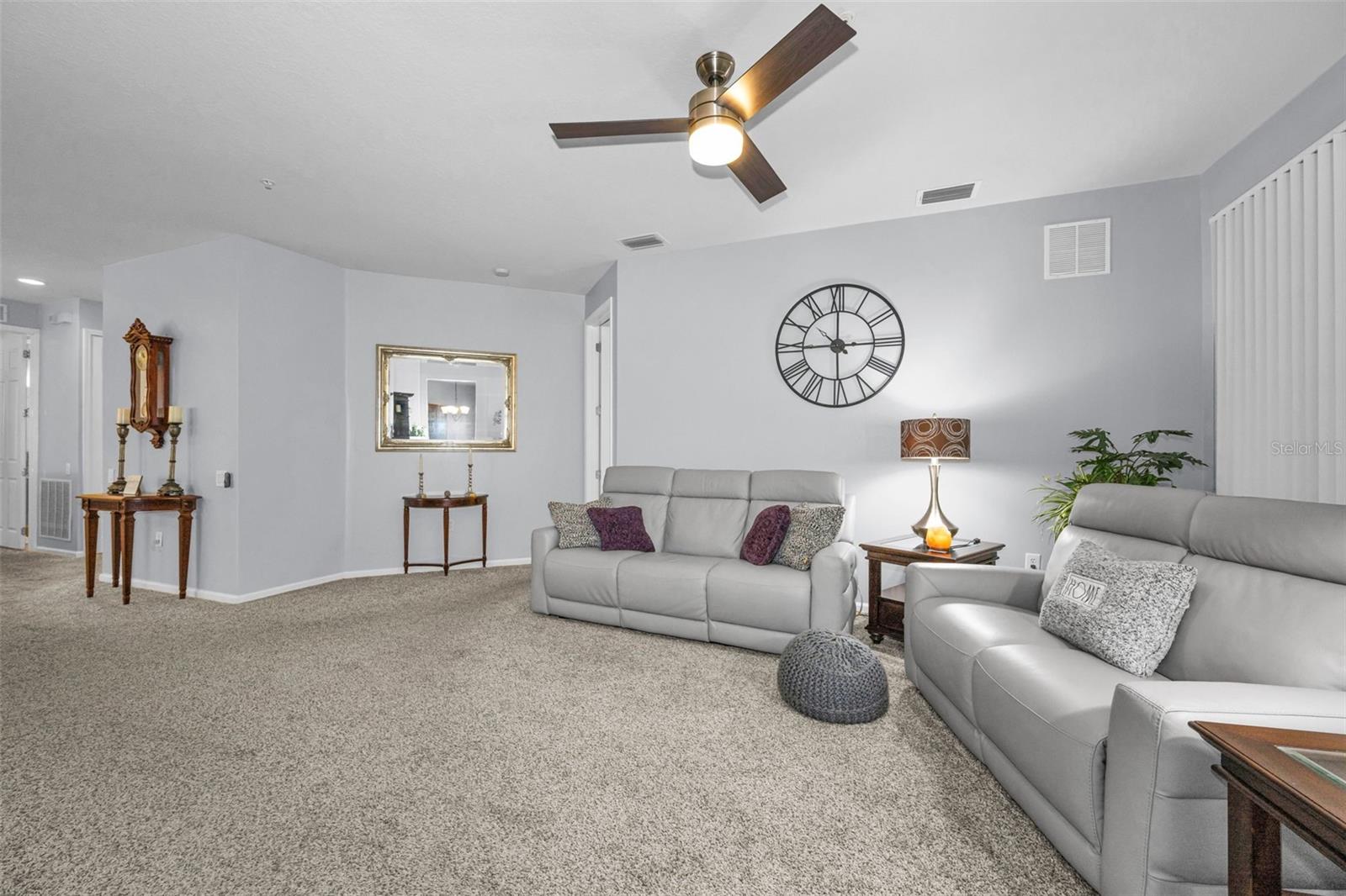 889 Lantern Way Property Photo 3