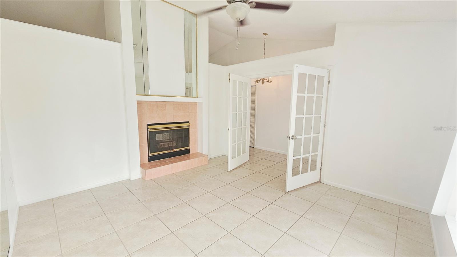 11318 Palomar St Property Photo 5