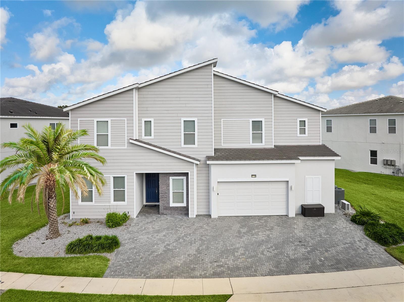 1735 Oak Blossom Dr Property Photo 1