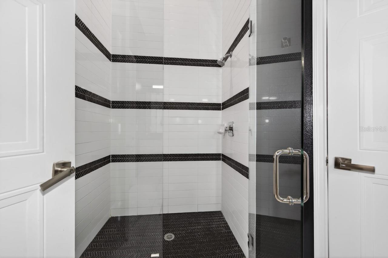 1735 Oak Blossom Dr Property Photo 42