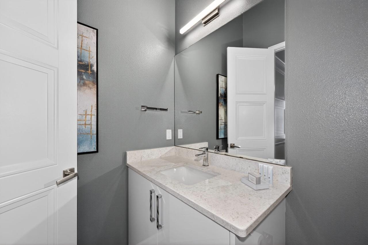 1735 Oak Blossom Dr Property Photo 46
