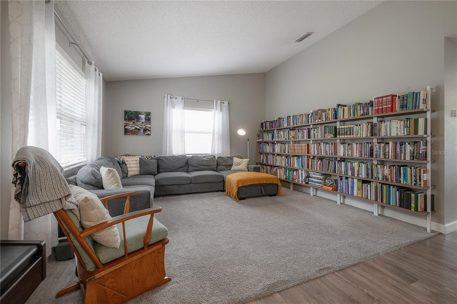 13210 Whaler Dr Property Photo 9