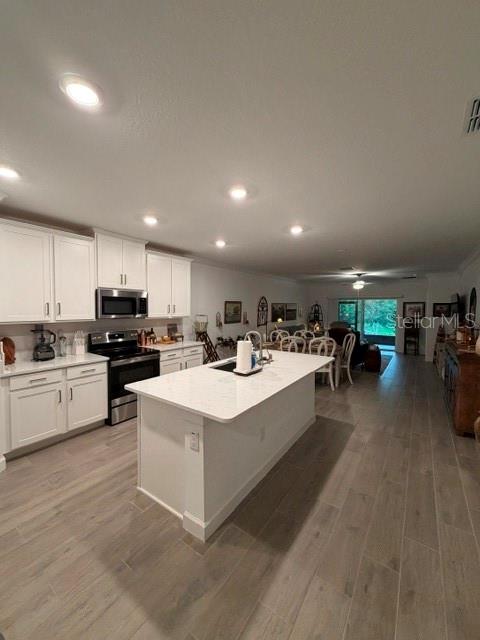 16919 Forge Surf St Property Photo 15