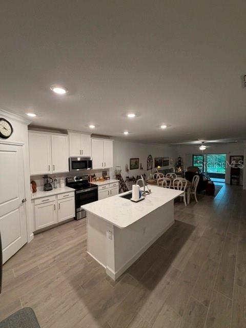 16919 Forge Surf St Property Photo 17