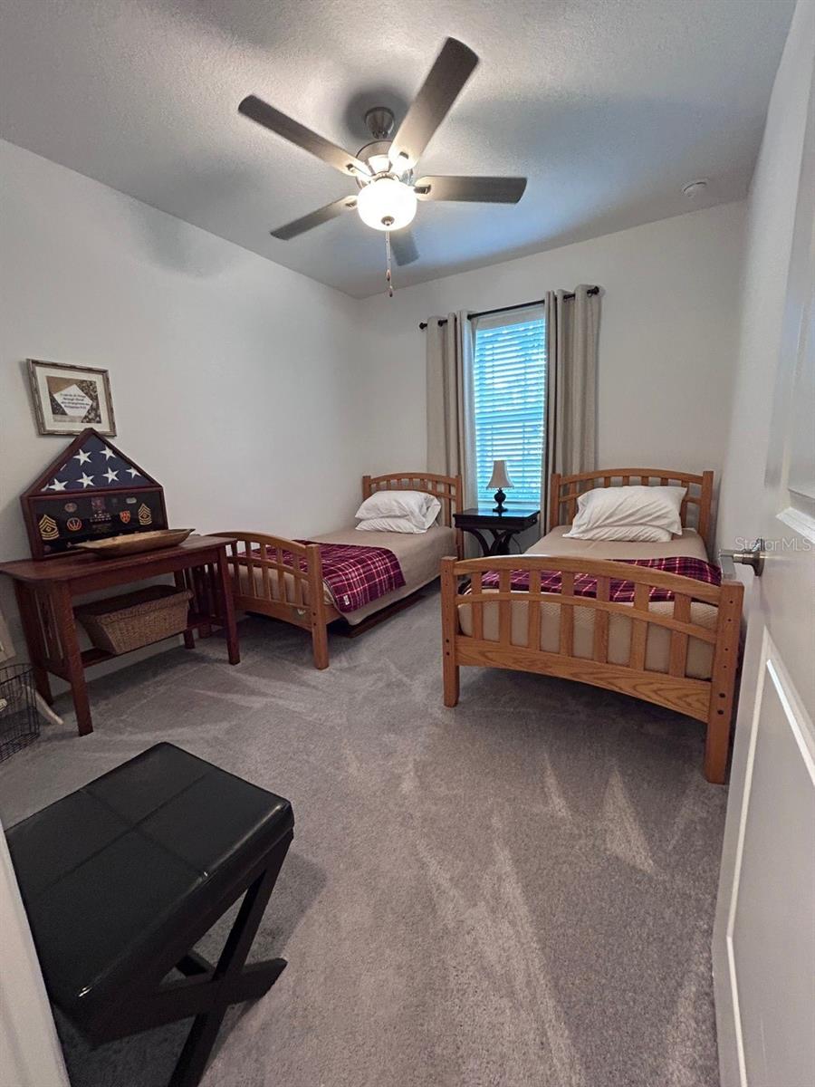 16919 Forge Surf St Property Photo 25