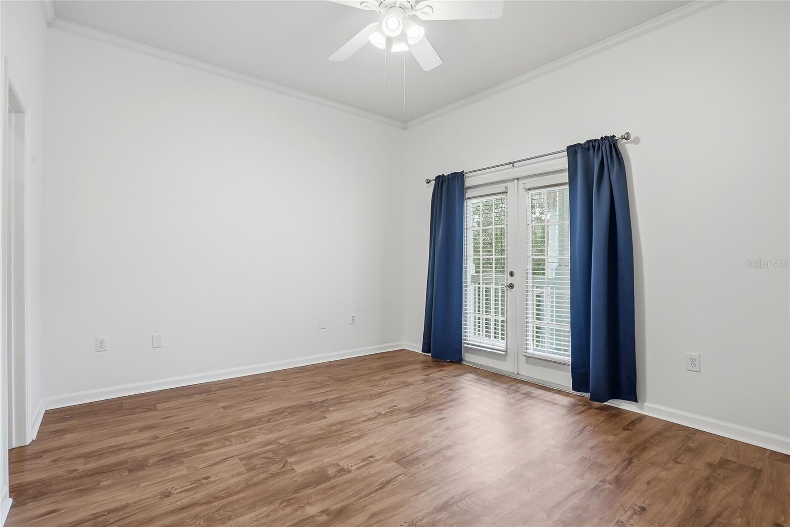 809 S Oregon Ave #b Property Photo 7