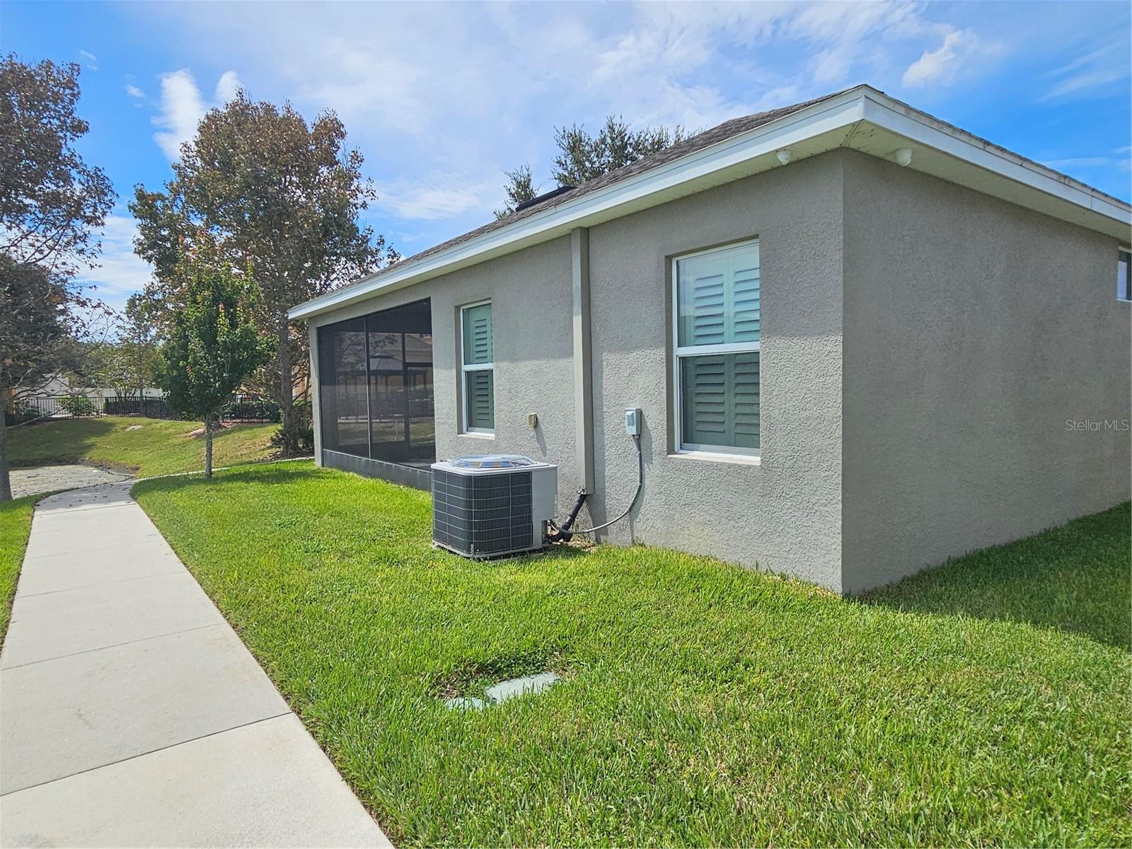 11112 Swansea St Property Photo 30