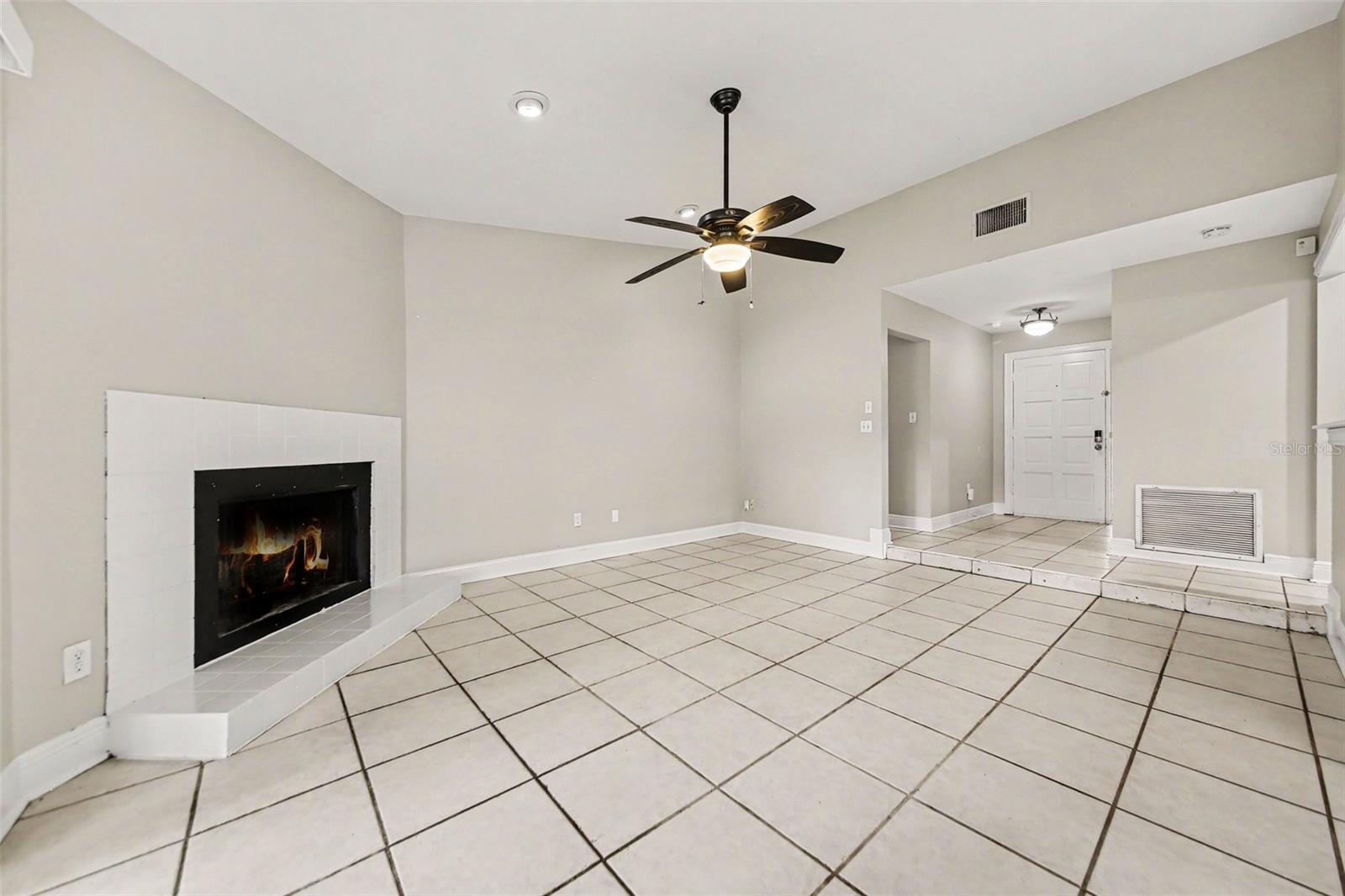 612 Heather Brite Cir Property Photo 6