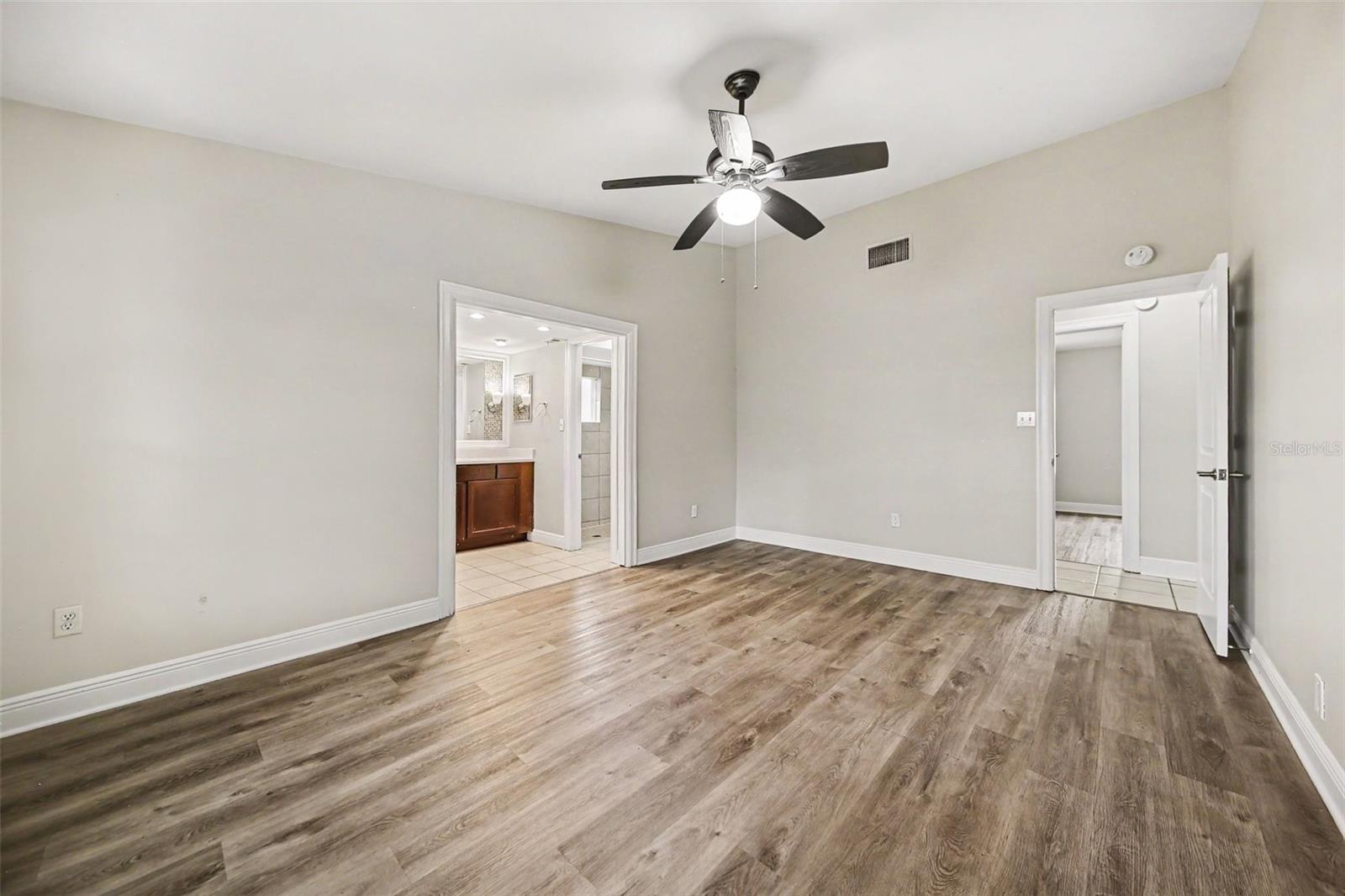 612 Heather Brite Cir Property Photo 16