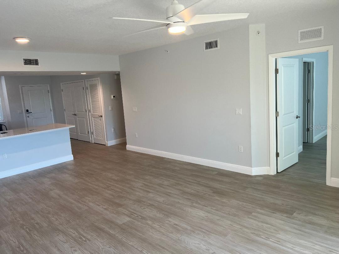 960 Starkey Rd #10305 Property Photo 8