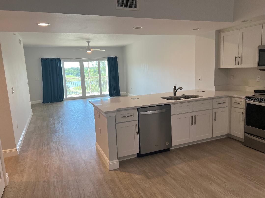 960 Starkey Rd #10305 Property Photo 10