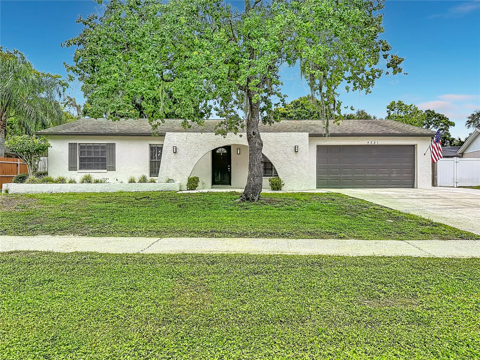 4321 Foxglen Ln Property Photo 1