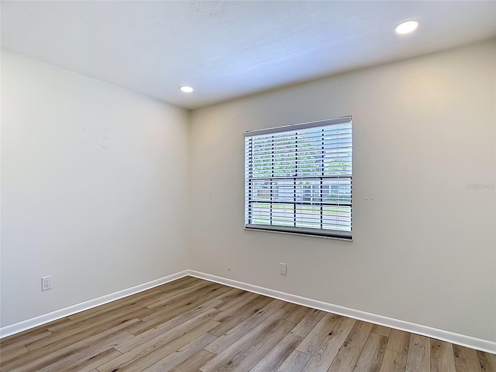 4321 Foxglen Ln Property Photo 47