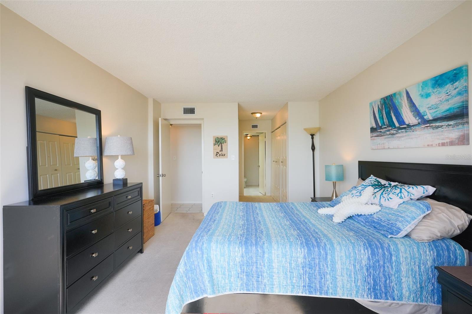 400 Island Way #1004 Property Photo 41