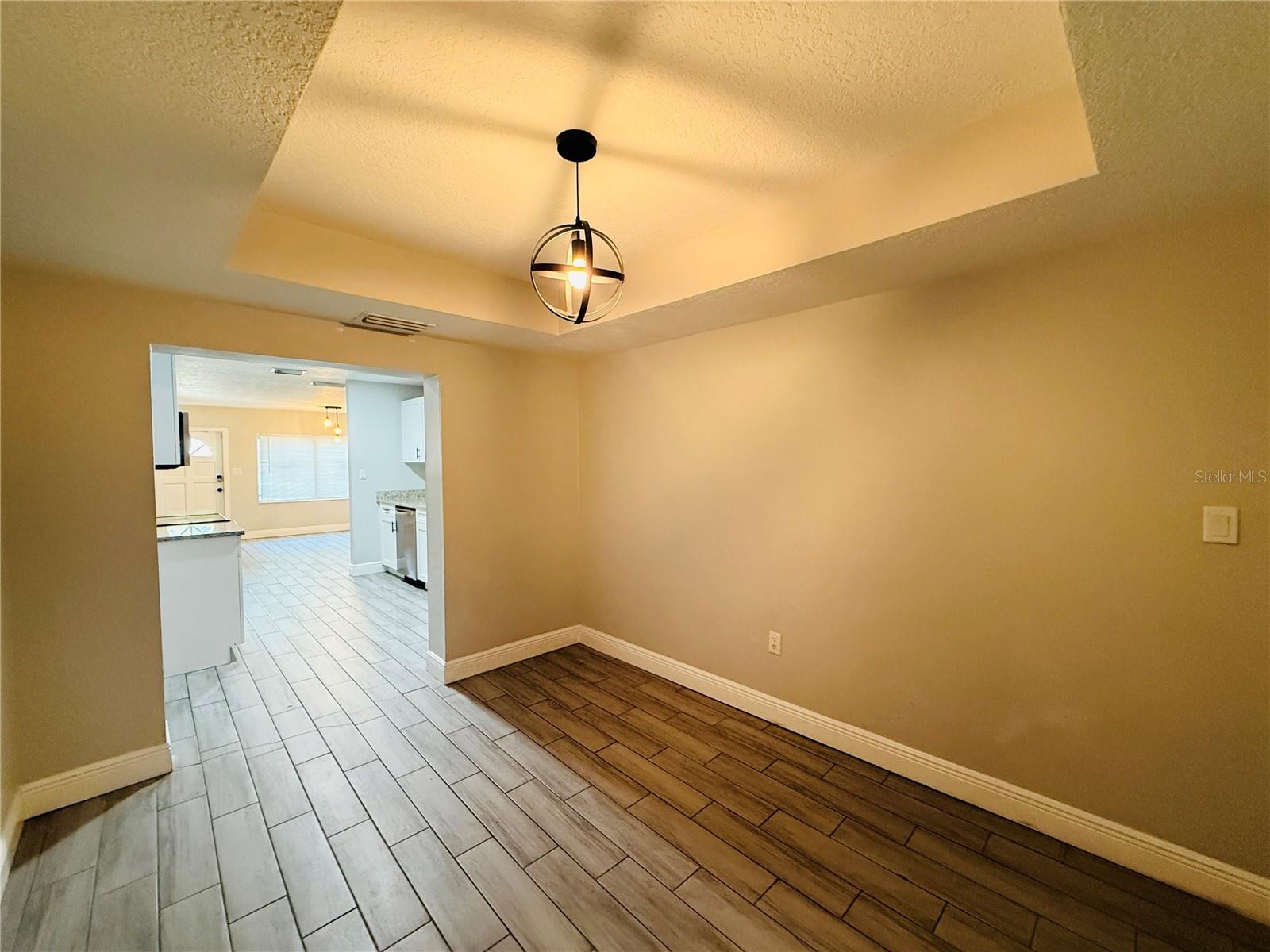 4203 E Yukon St Property Photo 9