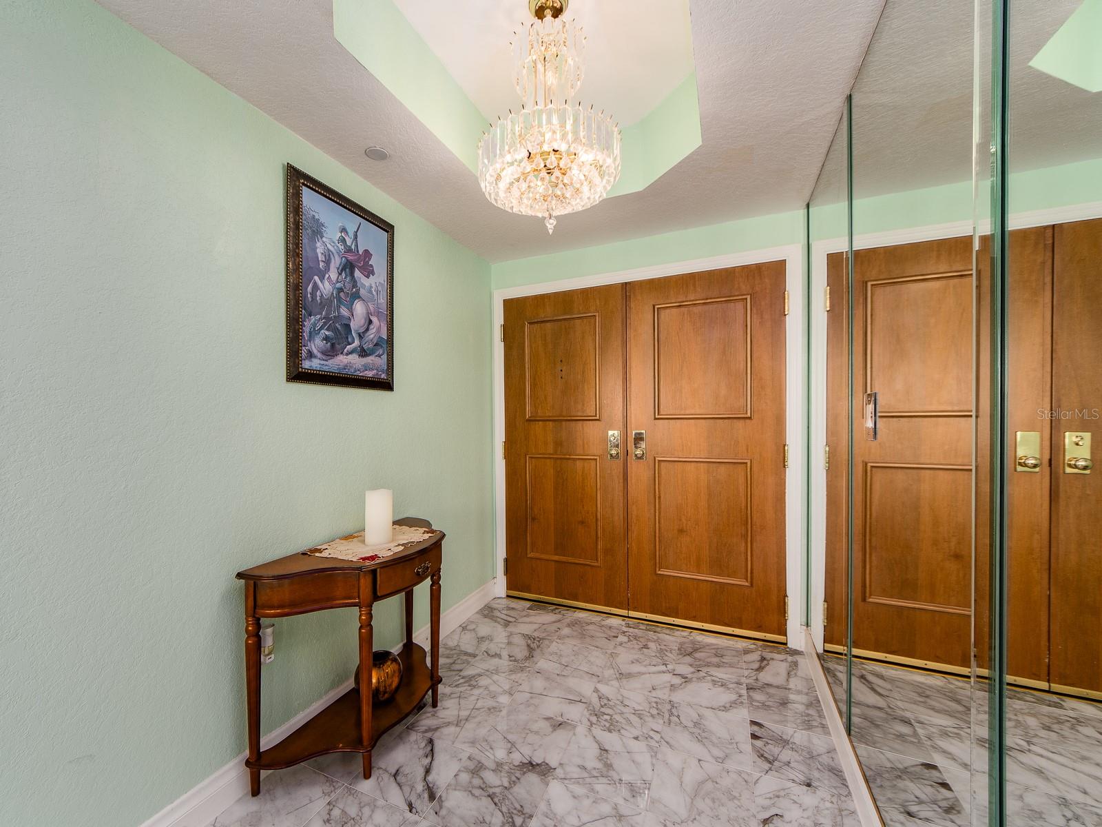 1180 Gulf Blvd #906 Property Photo 4